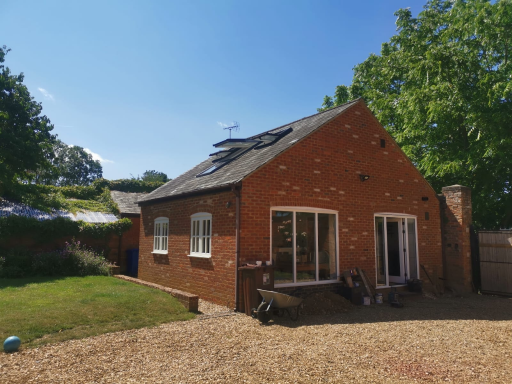Garage Converted Into A Self Contained Flat 15 Medium